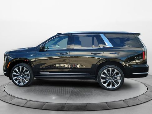New 2026 Cadillac Escalade Luxury image 4