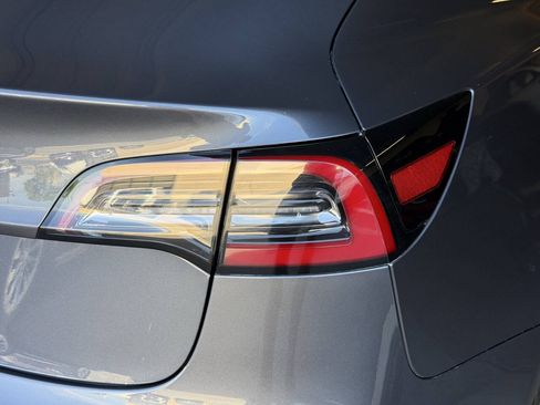 Used 2023 Tesla Model 3 Standard Range RWD image 34