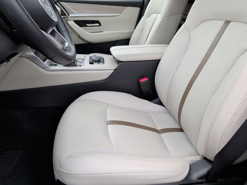 Used 2024 MAZDA CX-90 Plug-In Hybrid w/ Premium Plus AWD/4WD image 29