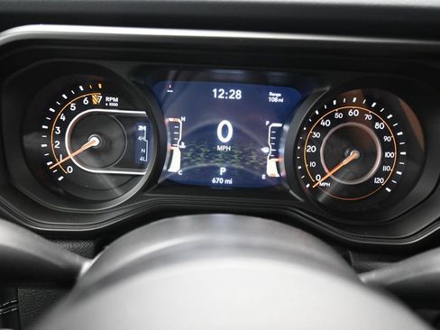 Used 2026 Jeep Gladiator Sport AWD/4WD image 15