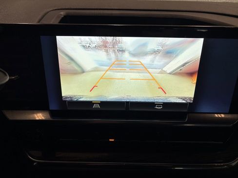 Used 2023 Chevrolet Silverado 1500 LT image 35