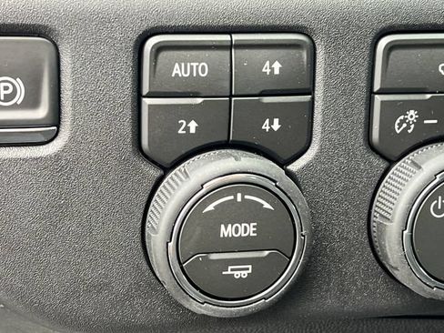 New 2026 Chevrolet Silverado 1500 LT AWD/4WD image 19