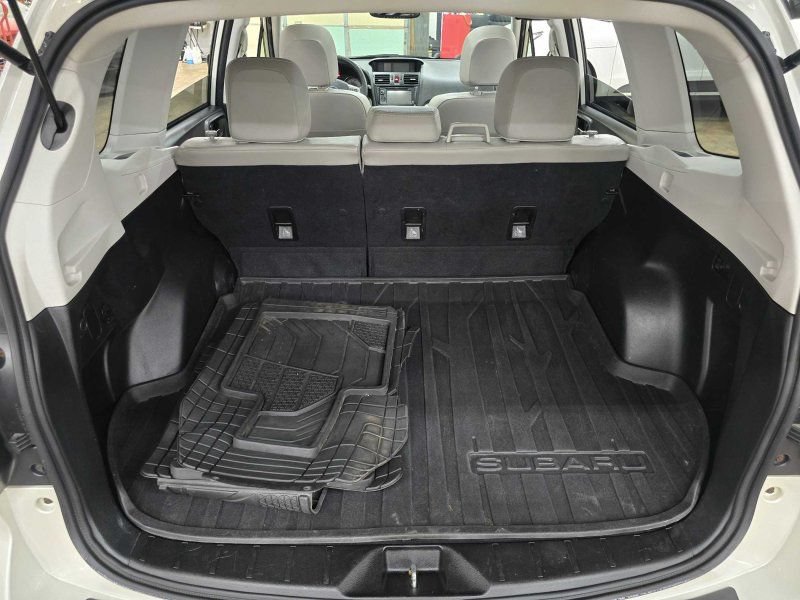 Used 2014 Subaru Forester 2.5i Limited AWD/4WD image 13