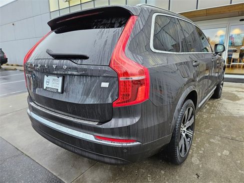 Certified 2024 Volvo XC90 T8 Ultimate w/ Protection Package Premier image 5