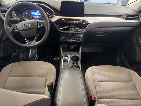 Used 2022 Ford Escape SE image 31