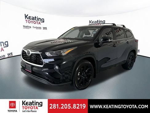 Used 2023 Toyota Highlander LE FWD image 10