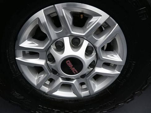 Used 2022 GMC Sierra 2500 SLE w/ SLE Convenience Package image 39