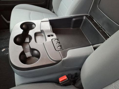 Used 2018 RAM 1500 Express w/ Express Value Package image 26