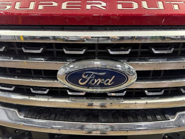 Used 2024 Ford F350 Lariat w/ Lariat Ultimate Package AWD/4WD image 5