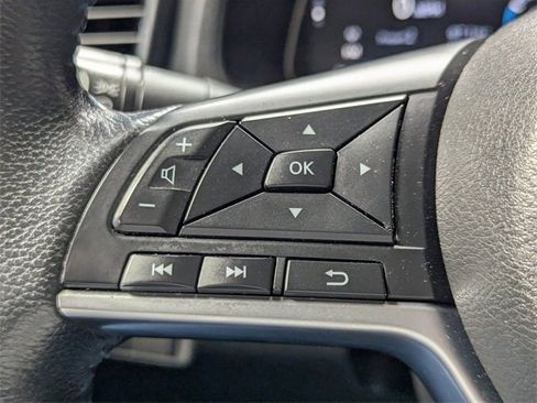 Used 2022 Nissan Leaf SV image 19