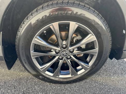 Used 2018 Toyota RAV4 Limited w/ All Weather Liner Package AWD/4WD image 9
