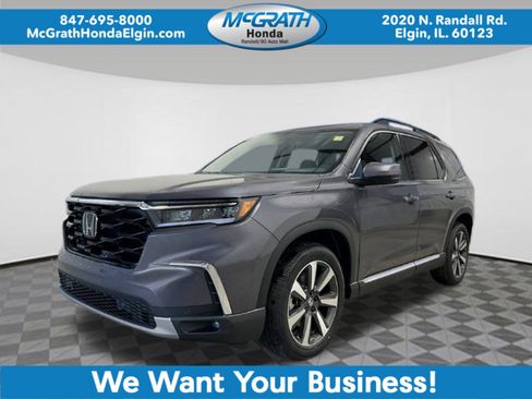 New 2025 Honda Pilot Touring image 1