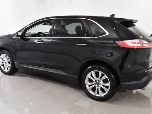 Used 2022 Ford Edge Titanium AWD/4WD image 15