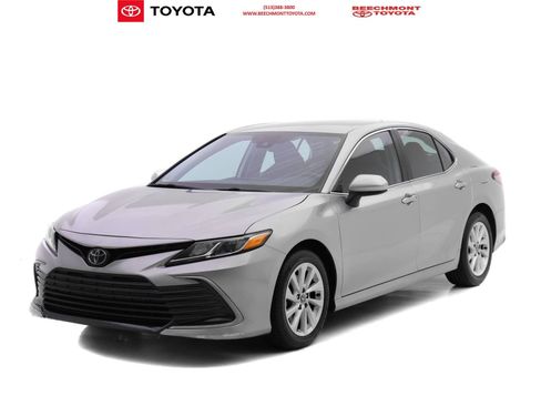 Certified 2023 Toyota Camry LE image 1