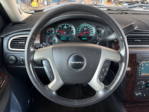 Used 2011 GMC Sierra 1500 Denali RWD image 22