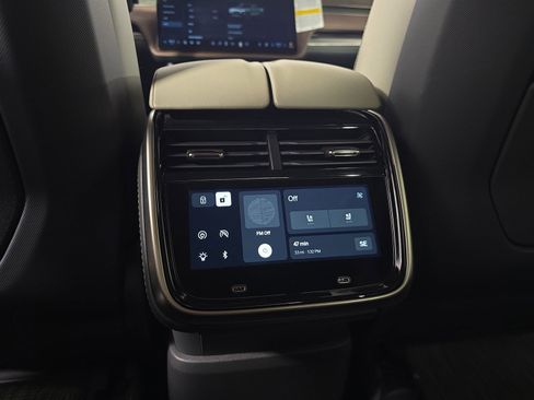 Used 2024 Rivian R1T Adventure image 28