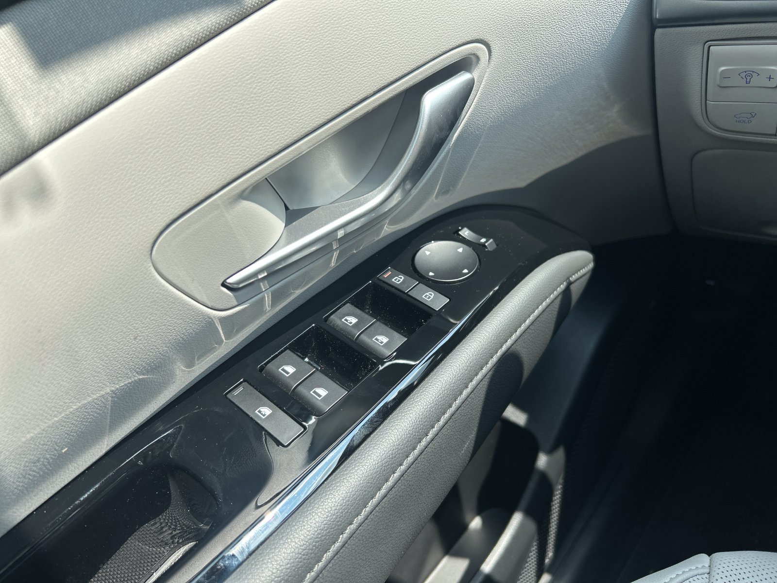New 2026 Hyundai Tucson Limited AWD/4WD image 11