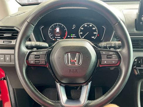 Used 2024 Honda Pilot EX-L image 11