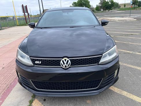 Used 2012 Volkswagen Jetta GLI Autobahn FWD image 2
