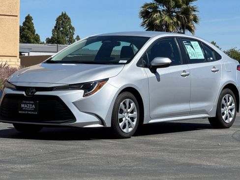 Used 2024 Toyota Corolla LE FWD image 10