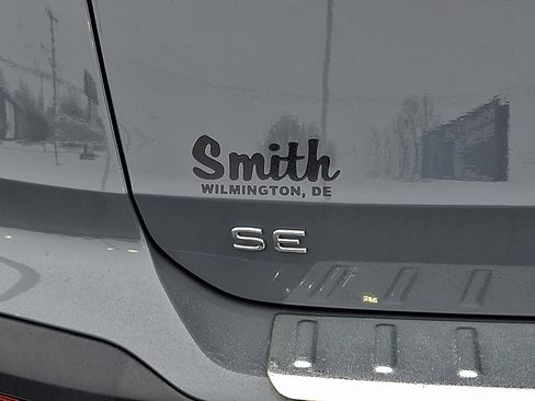 Certified 2023 Volkswagen Taos SE w/ Panoramic Sunroof Package image 30