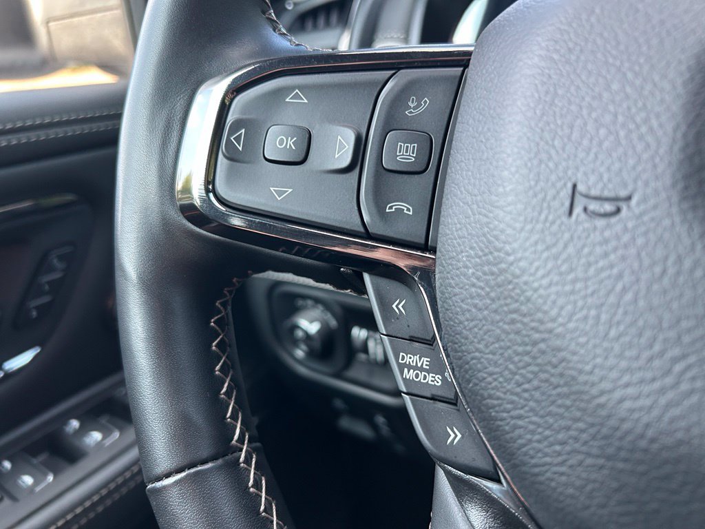 Used 2025 RAM 1500 Limited AWD/4WD image 34
