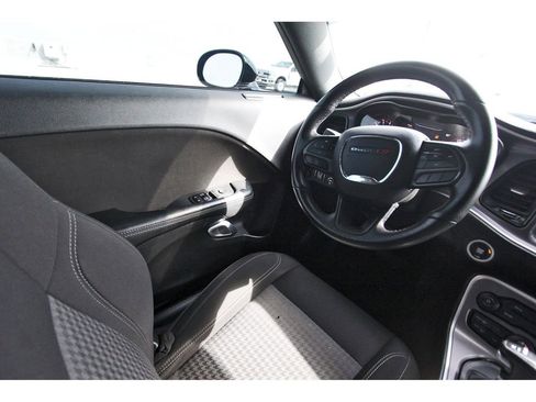 Used 2022 Dodge Challenger SXT w/ Blacktop Package image 8