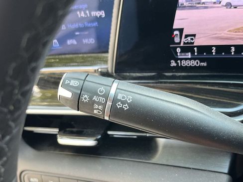 Used 2024 Cadillac Escalade ESV Sport w/ Touring Package image 25