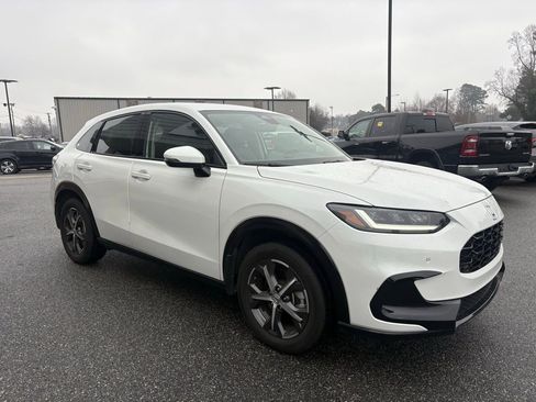 Used 2024 Honda HR-V EX-L image 9