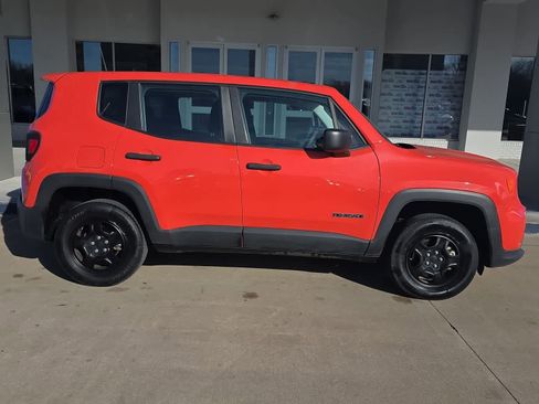 Used 2021 Jeep Renegade Sport image 1