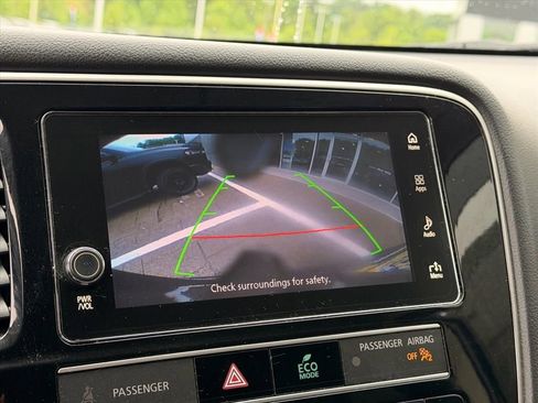 Used 2019 Mitsubishi Outlander AWD image 27