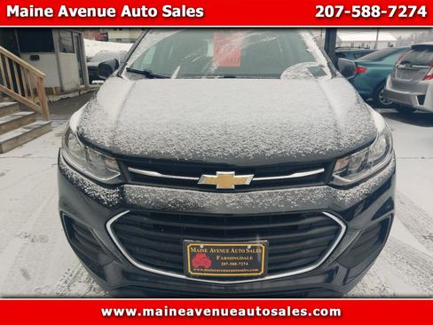Used 2020 Chevrolet Trax LS w/ LPO, Protection Package image 1