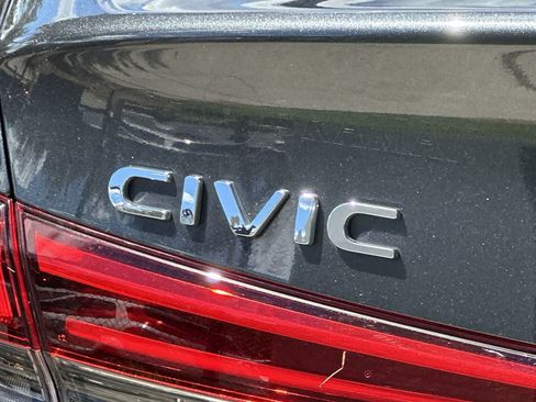 Used 2024 Honda Civic Sport image 14