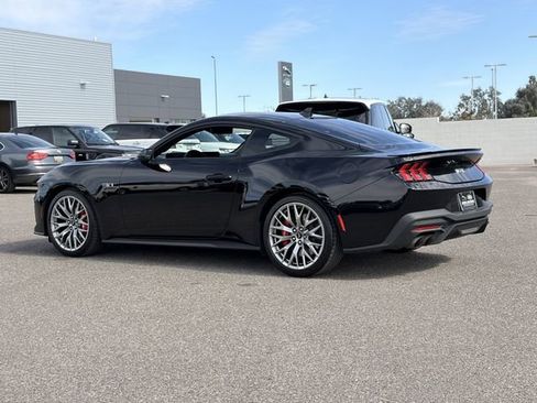 Used 2025 Ford Mustang GT Premium image 28