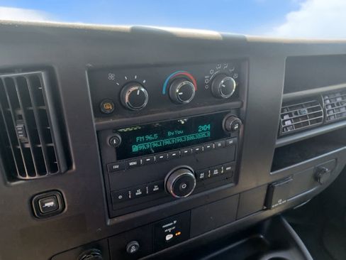 Used 2024 GMC Savana 2500 w/ Driver Convenience Package RWD image 10