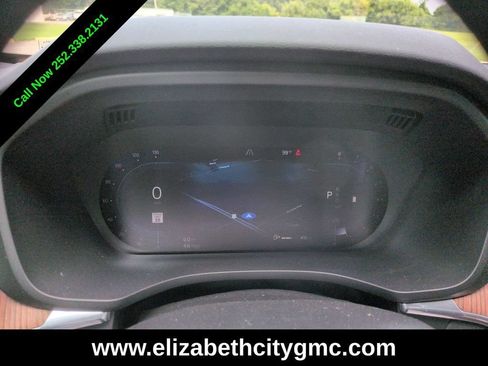 Used 2023 Volvo XC60 B5 Plus AWD/4WD image 15