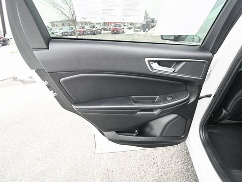 Certified 2024 Ford Edge SEL w/ Convenience Package image 24