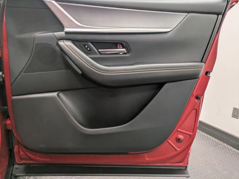 Used 2025 MAZDA CX-90 3.3 Turbo w/ Premium Plus Pkg image 28