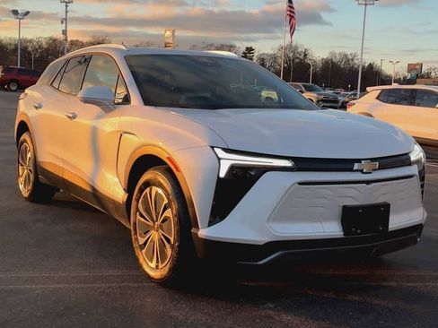 Certified 2024 Chevrolet Blazer EV LT image 8