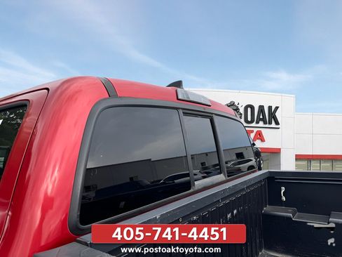 Used 2016 Toyota Tacoma SR5 w/ SR5 Appearance Package (SN) RWD image 29