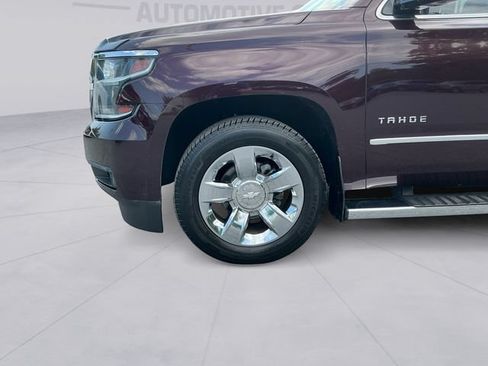 Used 2017 Chevrolet Tahoe LT w/ LT Signature Package AWD/4WD image 9