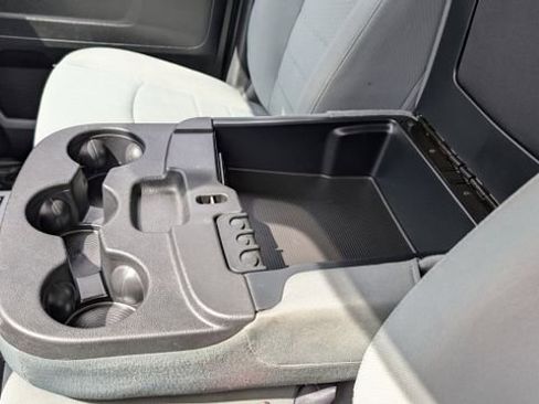 Used 2018 RAM 1500 Express AWD/4WD image 21