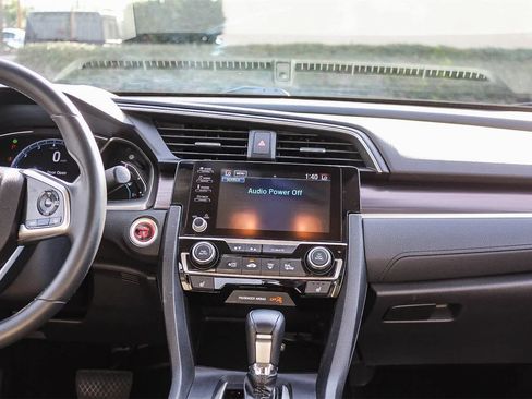 Used 2020 Honda Civic EX image 18