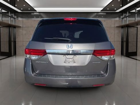 Used 2016 Honda Odyssey SE image 8