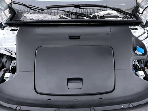 New 2026 Volvo EX30 Plus w/ Climate Package image 12