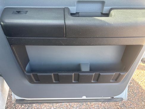 Used 2015 Ford F550 4x4 Crew Cab Super Duty image 25