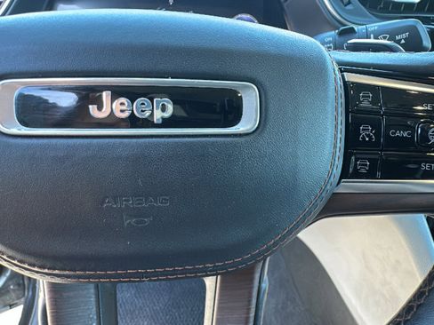 Used 2021 Jeep Grand Cherokee L Summit w/ Advanced Protech Group IV image 20