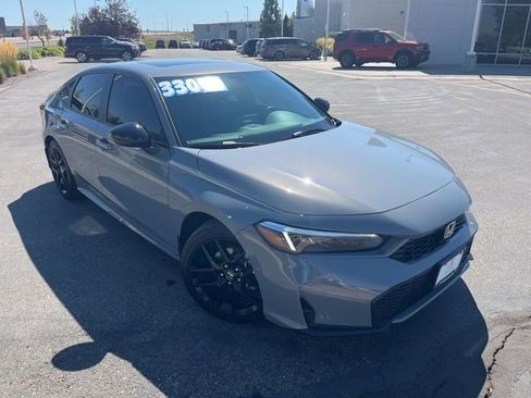 Used 2025 Honda Civic Sport image 2