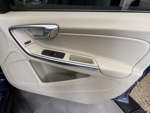 Used 2012 Volvo S60 T5 image 23