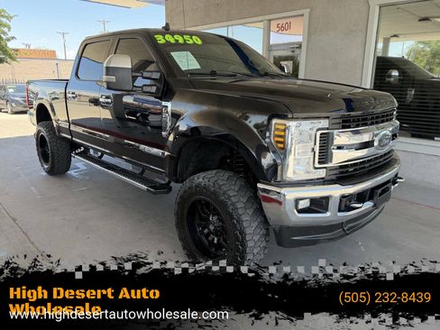 Used 2019 Ford F250 XLT w/ XLT Premium Package AWD/4WD image 1